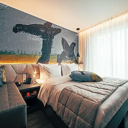 Hotel Ax